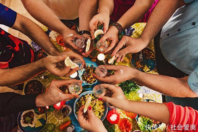 医生|医生建议胃病患者这6种食物尽量少吃,或许可能会加重胃病