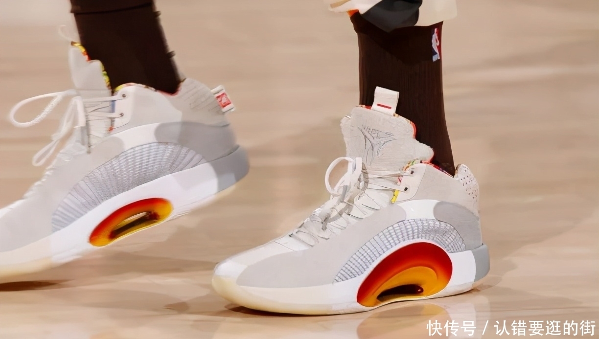 NBA球员上脚:莫兰特穿Kobe1,3大国产品牌球鞋都有