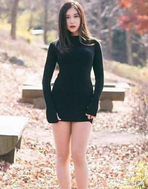 辣妈|32岁健身女神,“蜜桃”身材惹人羡慕,宛如20岁未婚少女