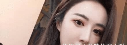 口袋伞 “告别”了防晒霜,薇娅“口袋伞”一夜爆红,40度出门不怕晒!