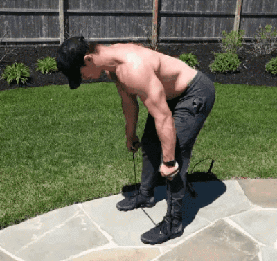 肌肉|老年朋友如何进行力量训练？分享一组动作，很适合老年朋友来做