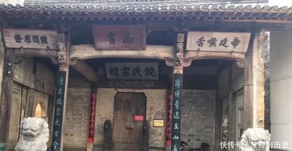 徽州木雕是传统民间雕刻艺术之一,古建筑中的艺术珍品,绝技!