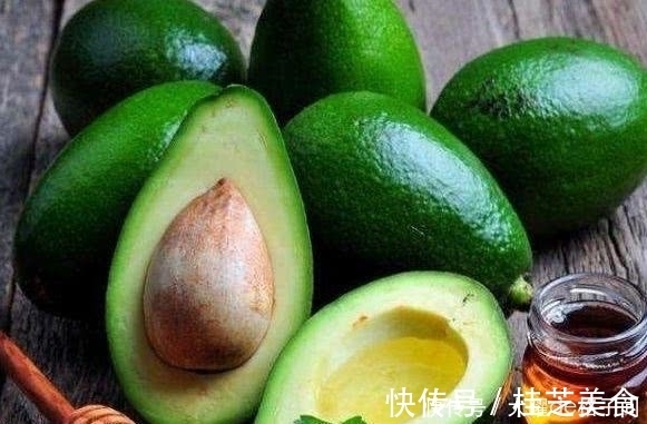 食物|天然的“胶原蛋白”食物，女人经常吃一点，皮肤光滑有弹性