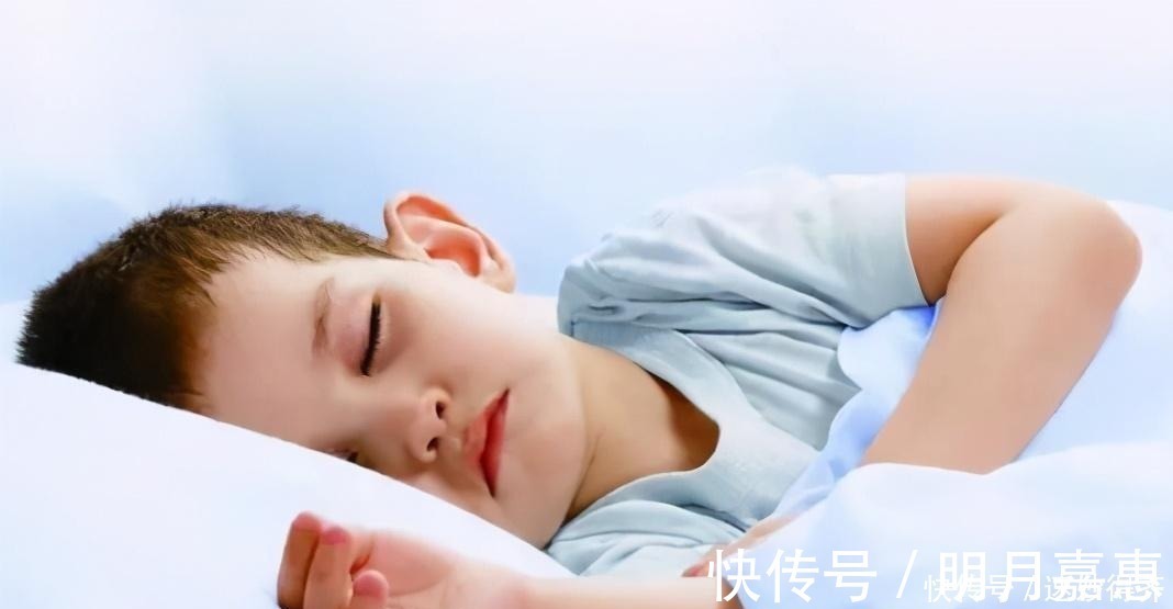 家长|孩子是什么性格,从睡姿就能看出来,家长快来对照下看看准不准