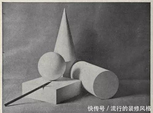 关系|为什么学素描一定要从画几何体开始?