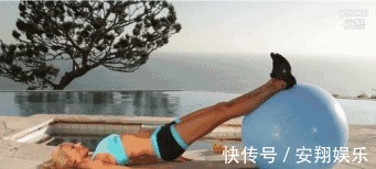 双腿|对子宫那么好,还能瘦小肚子,去水桶腰,这个动作太厉害了!