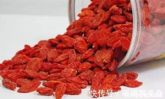 龙眼|你知道枸杞的最佳吃法吗欺骗了国人多年的吃法,难怪一直没效果