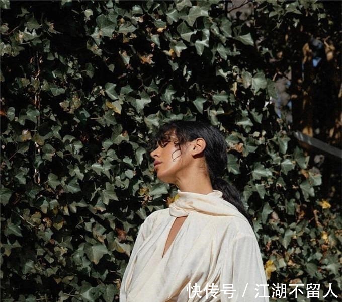 整体造型|最近火了一种裙子叫“衬衫裙”,时髦减龄又显瘦,明星都上头了