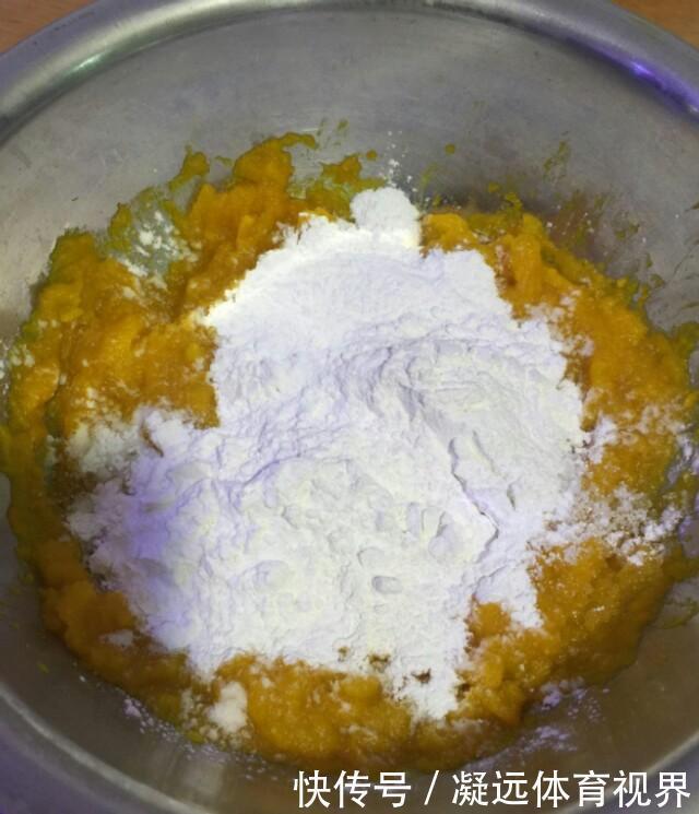 也就可以|制作南瓜饼时,只加糯米粉是不够的,少了2样,不软不糯还难吃