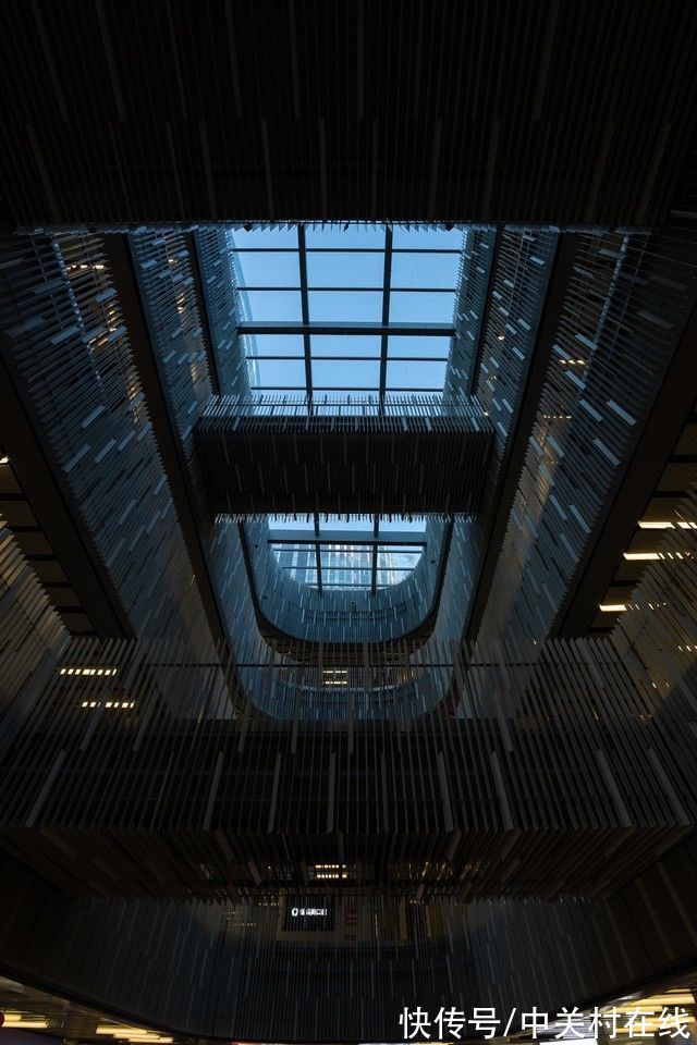 f50|小巧大光圈超广角定焦 佳能RF16mm F2.8 STM评测