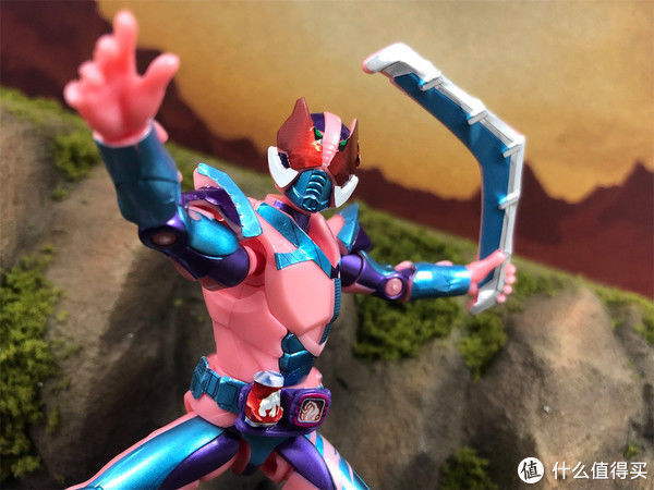 可动性|《假面骑士利维斯》食玩装动猛犸基因组玩偶官测!
