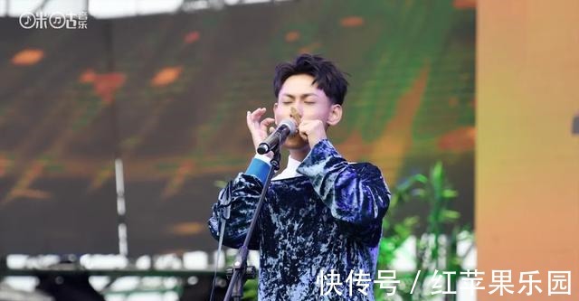 吉克隽逸|2021中国好声音首播,吉克隽逸力挺彝族唱作人沙楠杰!