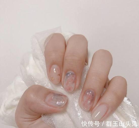 小仙女|2021年浅色美甲图片，小仙女必备的美甲，快收藏起来呀