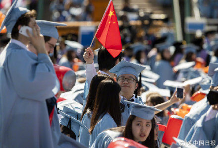 名校|教育部回应对名校学生出国深造的质疑：支持留学、鼓励回国