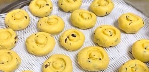 搅拌均匀|孩子隔三差五要吃的小饼，香软可口，营养美味，孩子超爱吃