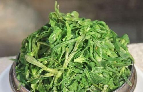  弹性|人到中年常吃3种食物，补血润肤，排毒养颜，皮肤光滑有弹性