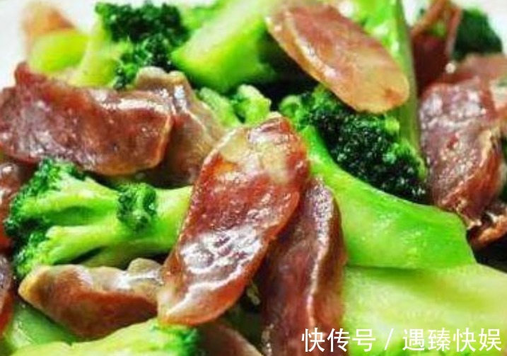 西兰花|清爽可口荤素搭配得当,隔三差五就为宝宝做吧,维生素很丰富哦