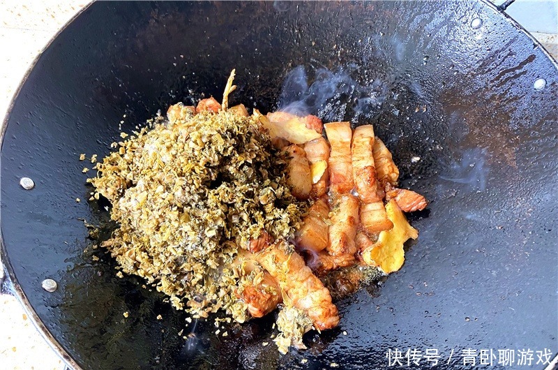 五花肉最好吃的做法,简单美味,肥而不腻,香甜软糯,下饭又下酒