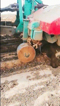 |搞笑GIF:最幸福的事情就是,别人老婆给你做饭吃