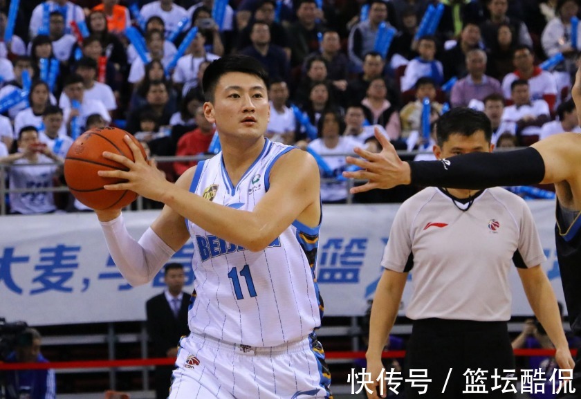 cb正式离队!CBA名将疑似与马布里不和,马布里固执己见再被质疑