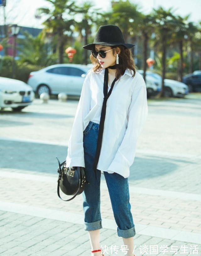 利落 初秋火了一种穿法叫“衬衫+九分裤”,不仅显瘦显高,还利落高级!