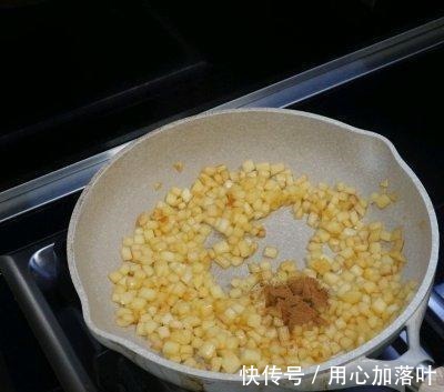 家常菜|巨下饭的家常菜 乳酪苹果派！