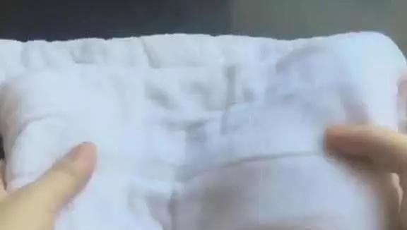 婆婆|厨房的抹布“油腻腻”向婆婆讨教一招,扔水里泡,再脏也能干净