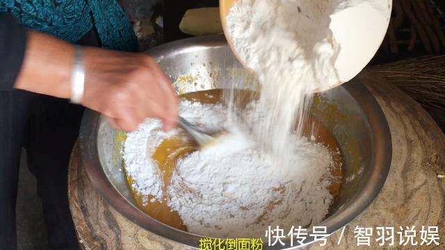 酵母|南瓜中加4个鸡蛋，不做馒头不烙饼，出锅馋哭隔壁小孩，真好吃