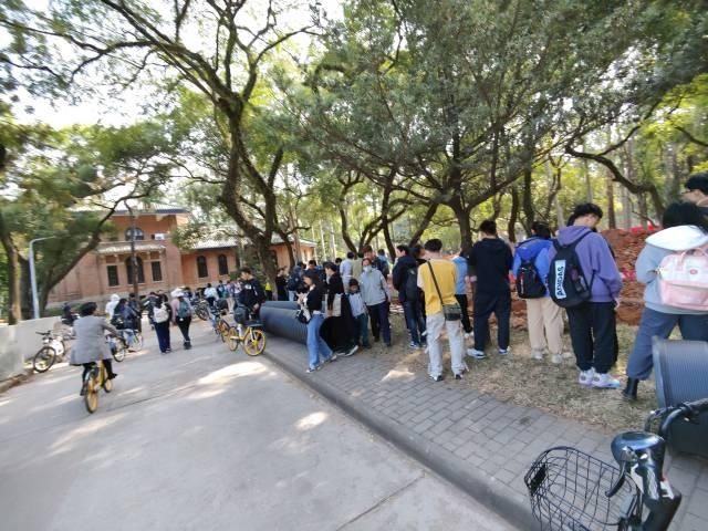 中大南#中山大学一处工地现场疑似又挖出古墓