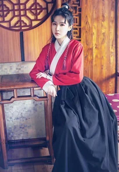裙头|汉服萌新必备科普齐腰襦裙一片式与两片式怎么穿如何区分