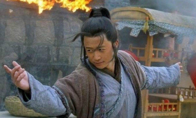 笔者|水浒传中最可怜的2个角色,一个被李逵杀死,另一个被武松杀死