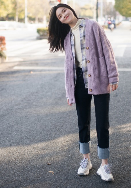 针织衫 秋季,穿什么颜色的衣服显高级?学会这12套穿搭,显白又洋气!