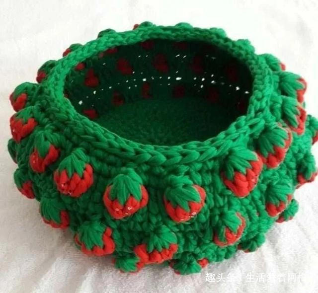 布条这样钩织,快速变收纳筐,放家里不好用吗DIY编织附教程