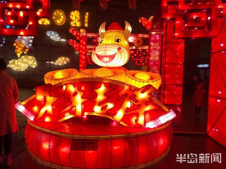 即墨古城年味浓郁，游人如织