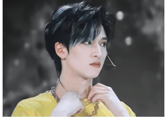 少年说唱企划|继吴亦凡缺席后，严浩翔也退出《少年说唱》，录的镜头全遭删除