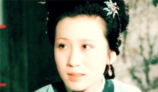 贾宝玉!红楼梦贾府抄家后人人凄惨,为何李纨母子幸免于难