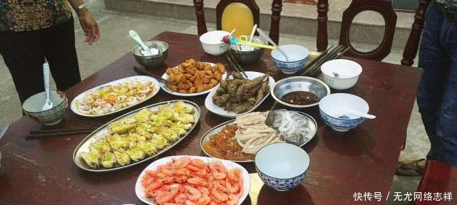 照片|70-00年代的饭菜,6张照片表达的很完美,满满的回忆!