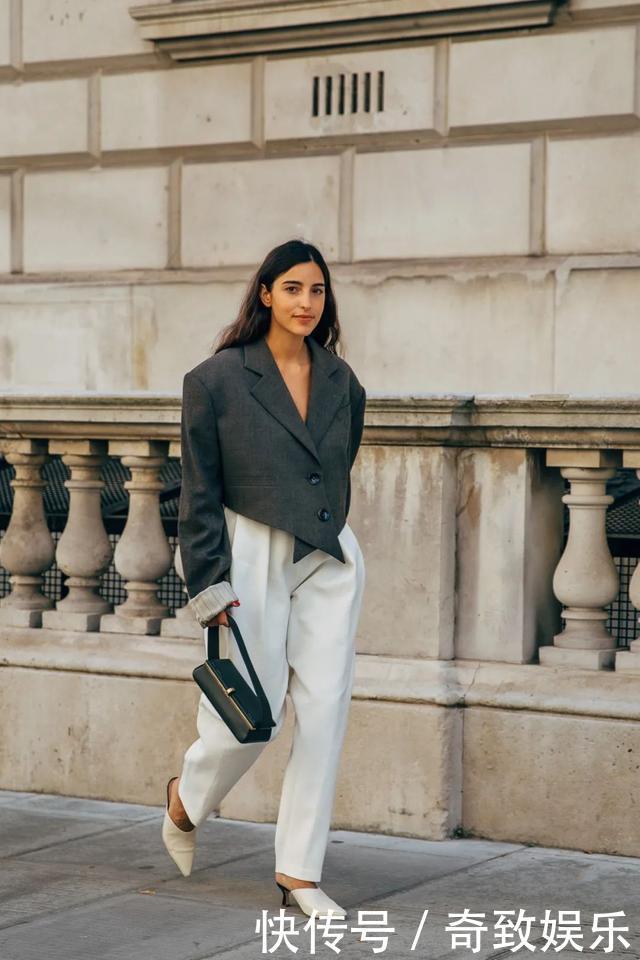 比帆布鞋还百搭!这5双鞋子才是秋冬的“王炸单品”,谁穿谁好看