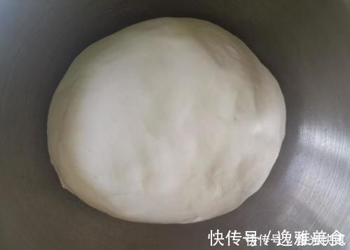 做法|春饼这样做又薄又软特好吃，按照这做法一锅烙两张，不开裂不发硬卷啥都很香