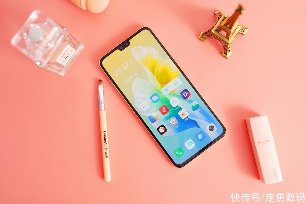 s9|vivo S10 Pro让iPhone12不香了？实际体验后发现原因