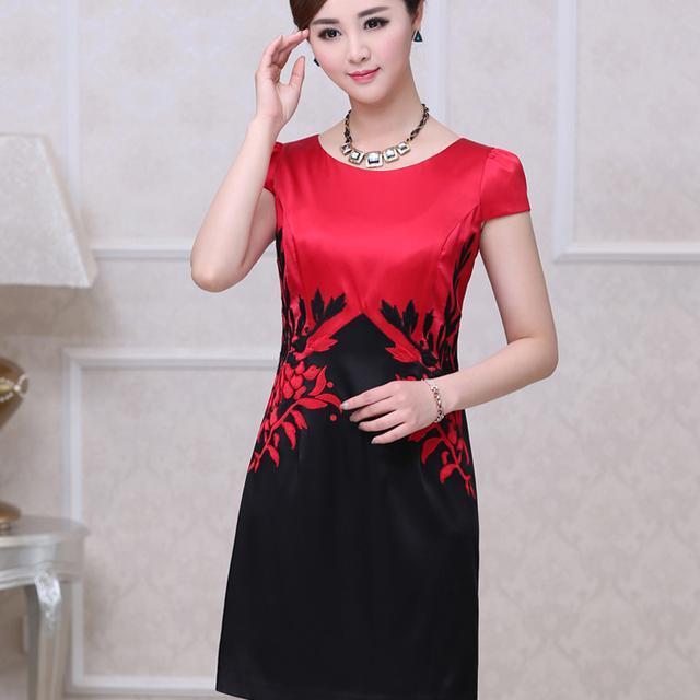 妈妈装|轻薄透气的旗袍、十分显瘦,更加衬托你高贵典雅的气质