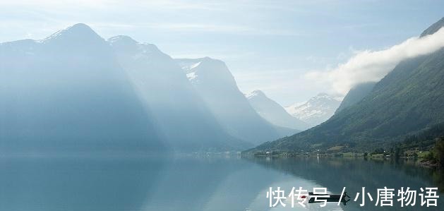 无奈$李煜最无奈的一首词,诉说了对故国的眷恋,句句经典!