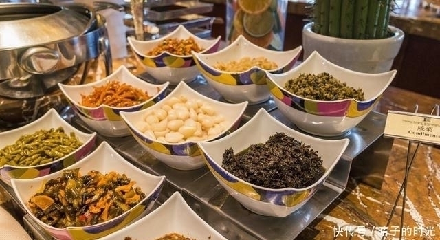 上门|4类食物太伤胃，不想胃病找上门，常吃一种天然“养胃王”