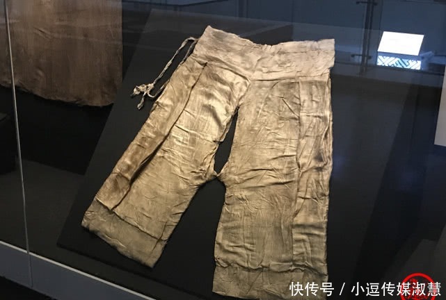 服饰|南宋贵族服饰:照片再现真正的汉服,第九张是开裆裤