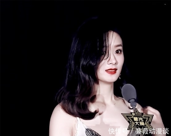 赵丽颖|眼里终于有了光!赵丽颖录节目全程笑脸,8位男星陪玩全程捧场