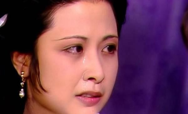 鸳鸯#鸳鸯掀开尤二姐的裙子,贾母看到了什么,说她是个齐全孩子