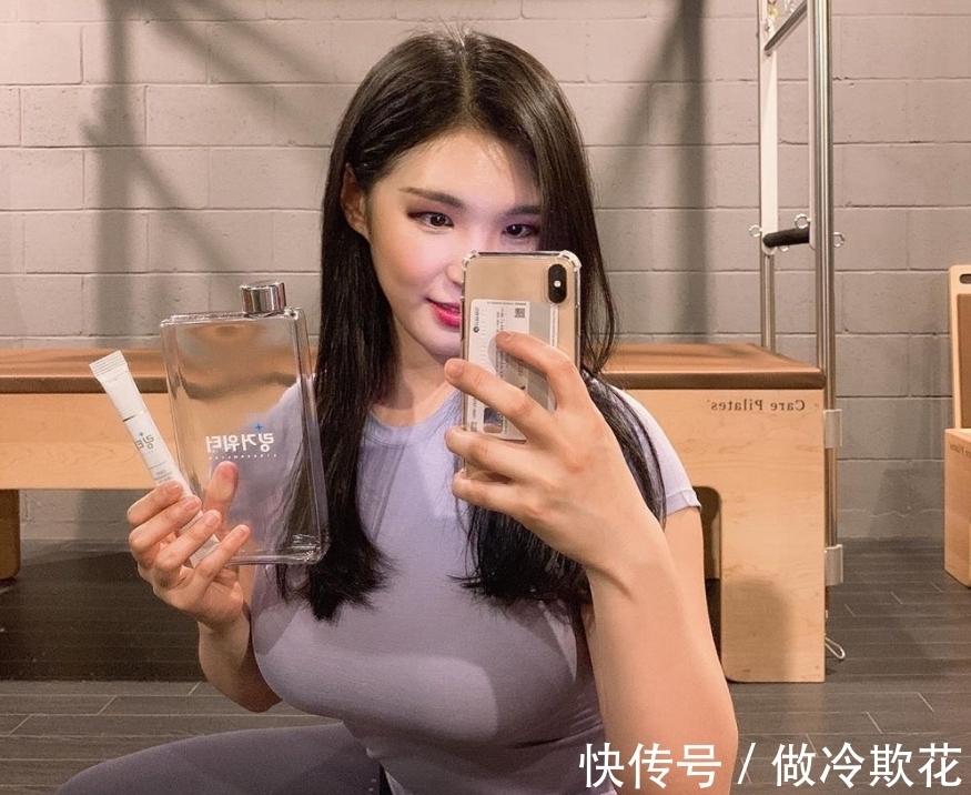 d微胖型健身女神，曲线完美迷人，网友：微胖居然可以这么美！