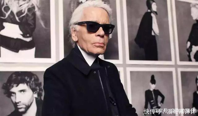 微笑|香奈儿老佛爷“遗作”秀场,模特们一边走一边哭,只有她一脸微笑