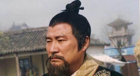 将领|中国古代两个爱国将领，都曾拯救一个帝国，但命运却不相同