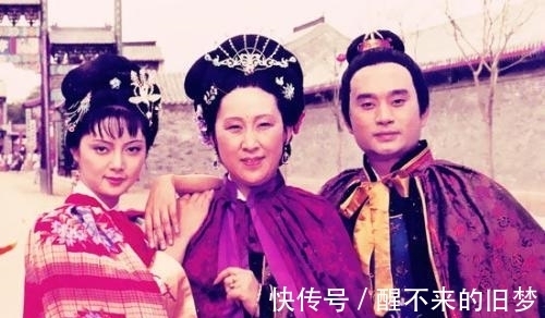 夏金桂$《红楼梦》里薛蟠为何要折腾两三年,花大把银子给林黛玉配药?